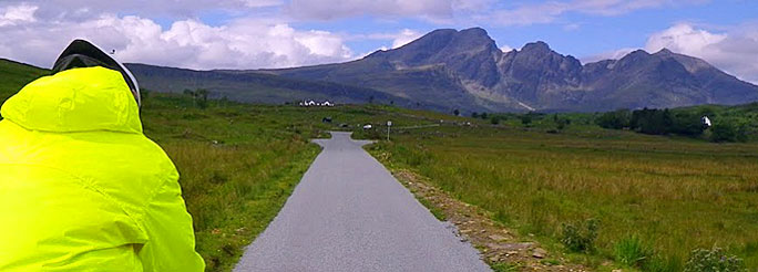 Cycling across the Highlands of Scotland with ExperiencePlus!