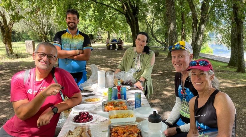 ExperiencePlus! travelers enjoy a picnic on the Portuguese Camino