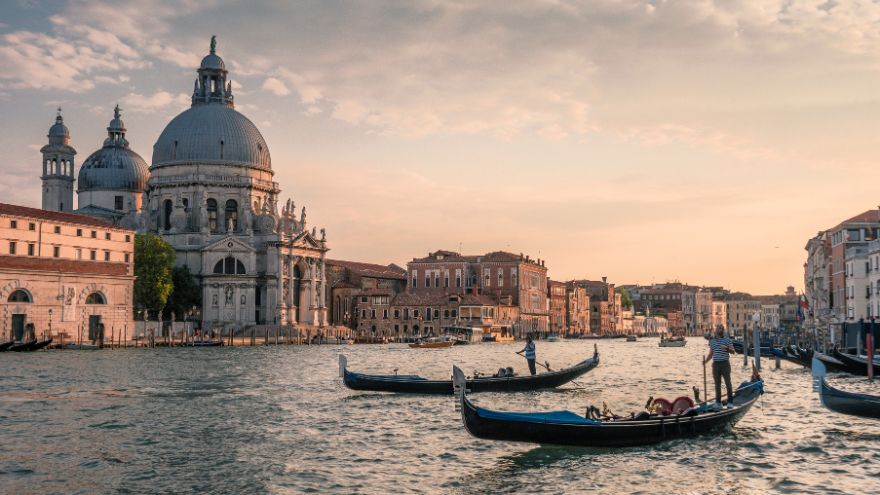 Cycling from Venice to Florence in Italy