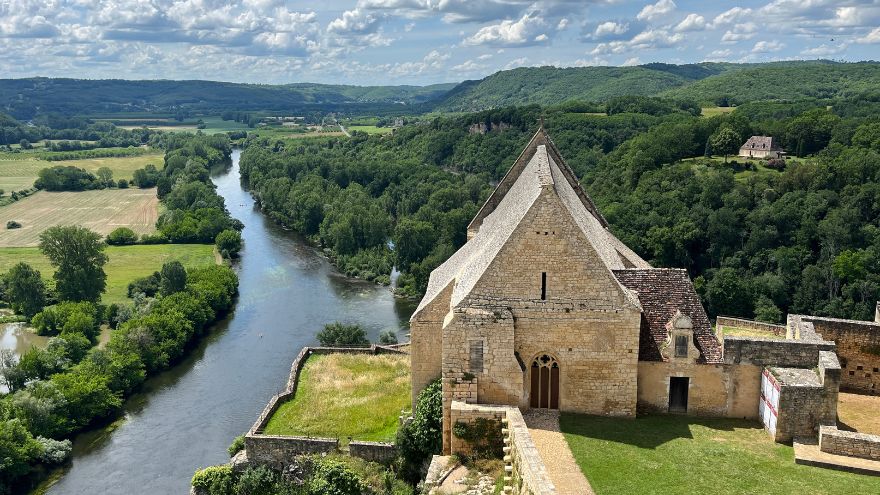 Cycling the Dordogne Plus! the Vineyards of Bordeaux