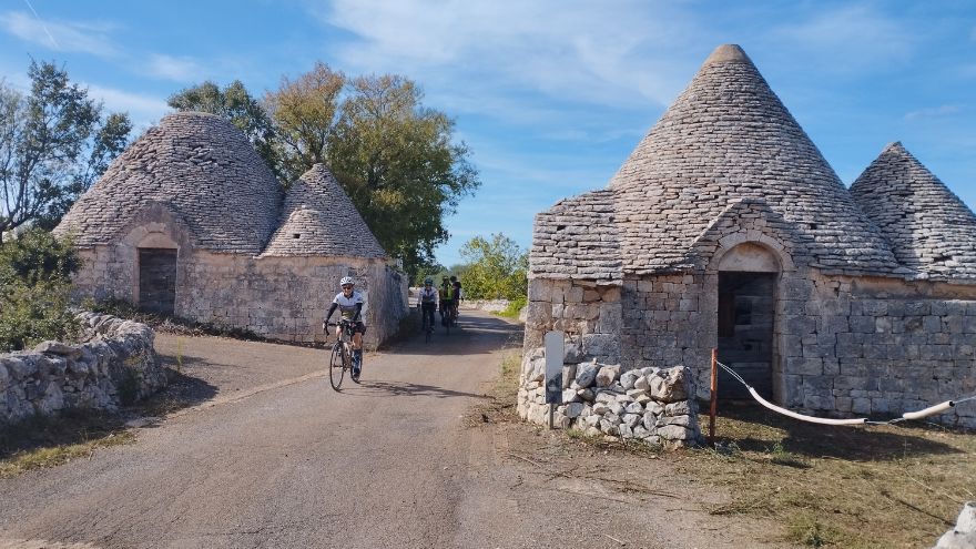 Trulli along the bike ride on our guided bike tour in Puglia